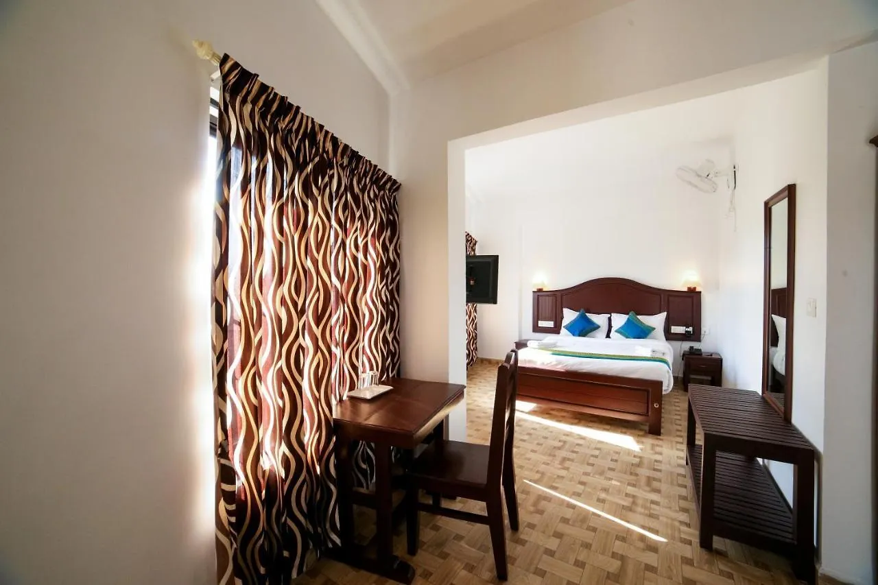 Edelweiss Resort Муннар Деревянный коттедж